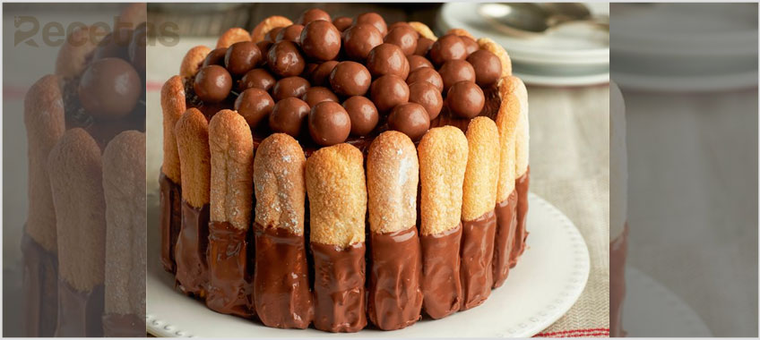 Mousse de chocolate con bizcocho de soletilla